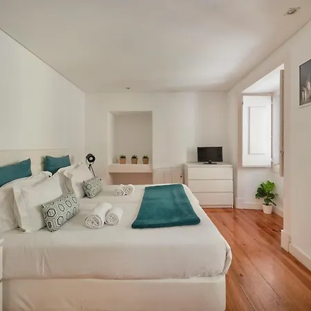 卡拉利兹葡萄牙公寓