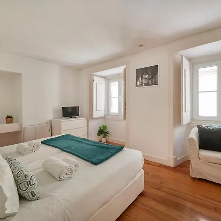 卡拉利兹葡萄牙公寓 * Lisboa