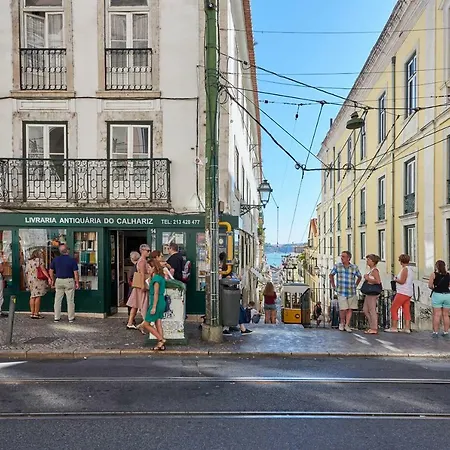 卡拉利兹葡萄牙公寓 Lisboa